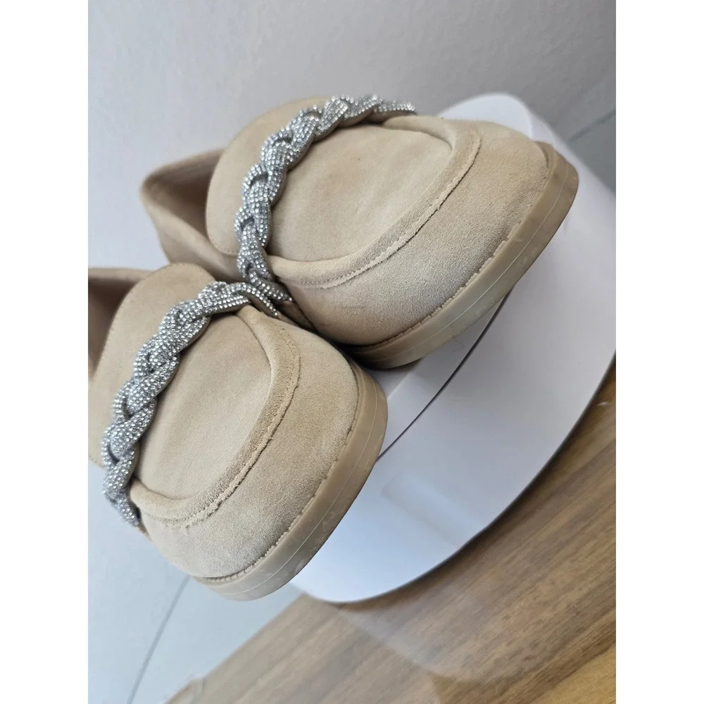 Gianni Bini Tan Suede Rhinestone Braided Chain Loafers 7M Beige Leather Slip On